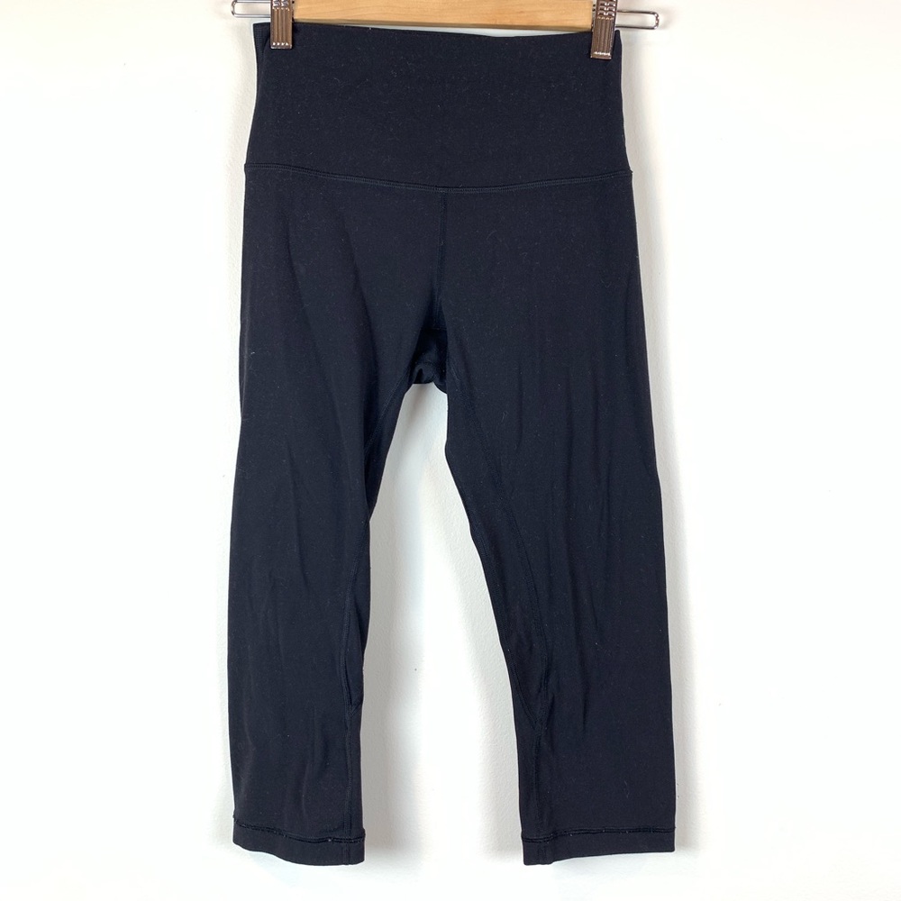 LULULEMON Crop Yoga Pants